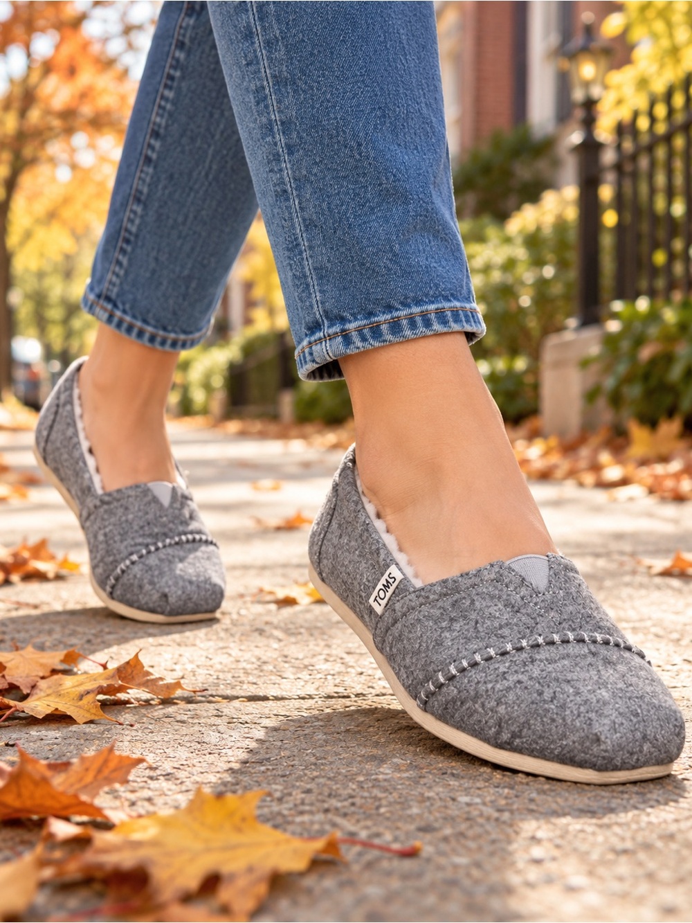 TOMS Gray Felt Faux Fur Lined Alpargata Slip On Shoes Women 7.5 Warm Flats Fall